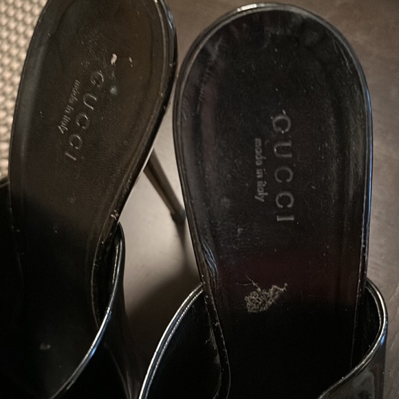Gucci mules new without tags only worn in the inside. - Picture 2 of 5